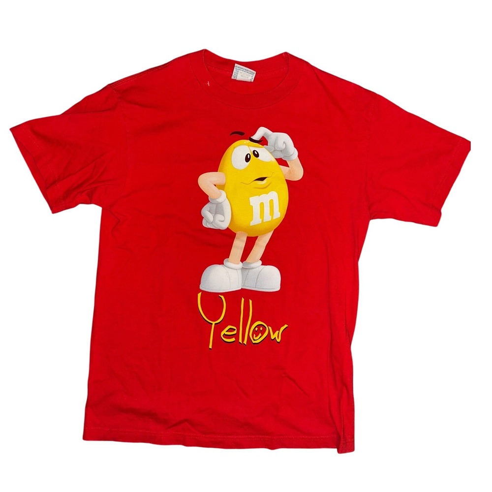 M&Ms Yellow Character Graphic T-Shirt Red Mens Medium Short Sleeve Candy Tee
